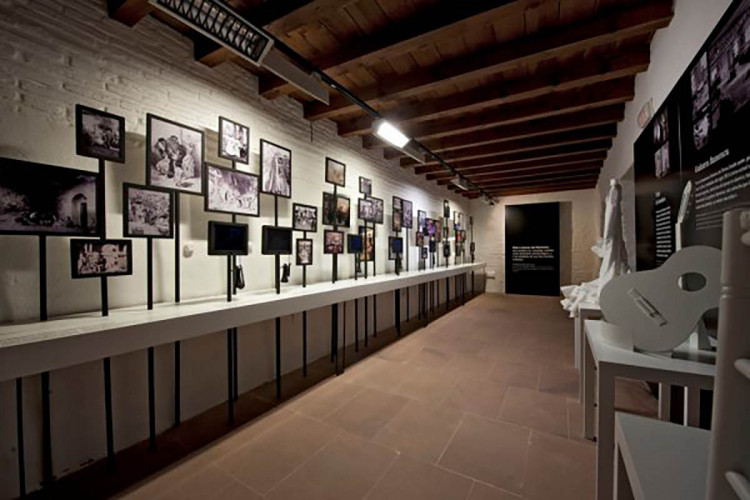 centro-de-visitantes-sala-de-la-guitarra-centro-flamenco-fosforito-cordoba